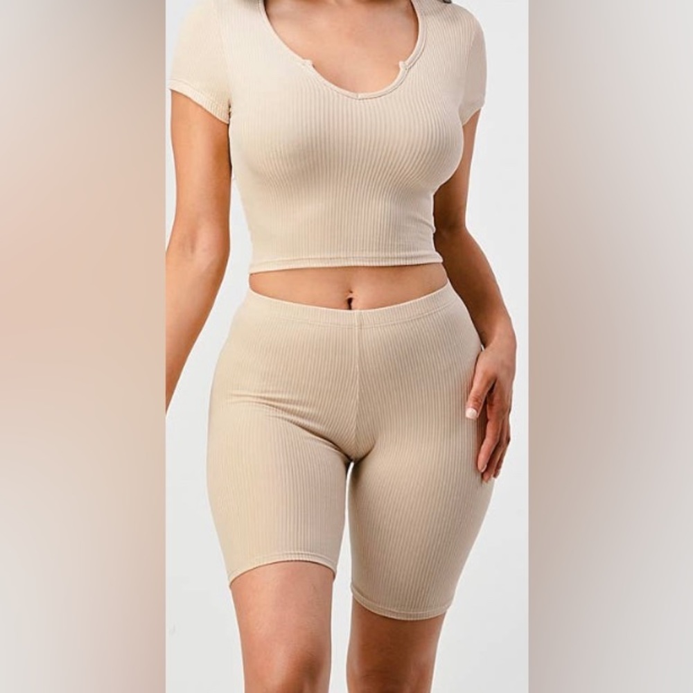 2 pc short set